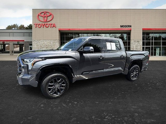 2023 Toyota Tundra 4WD Platinum