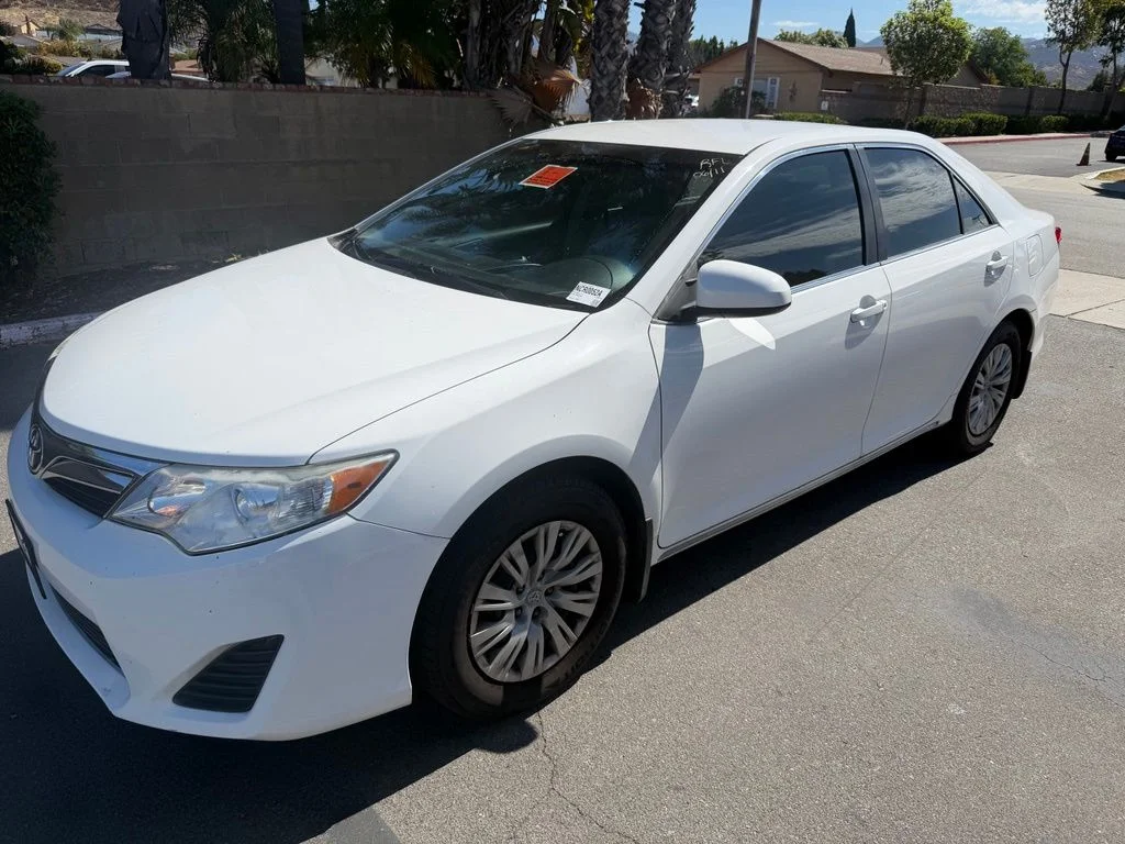 Used 2012 White Toyota LE image 6