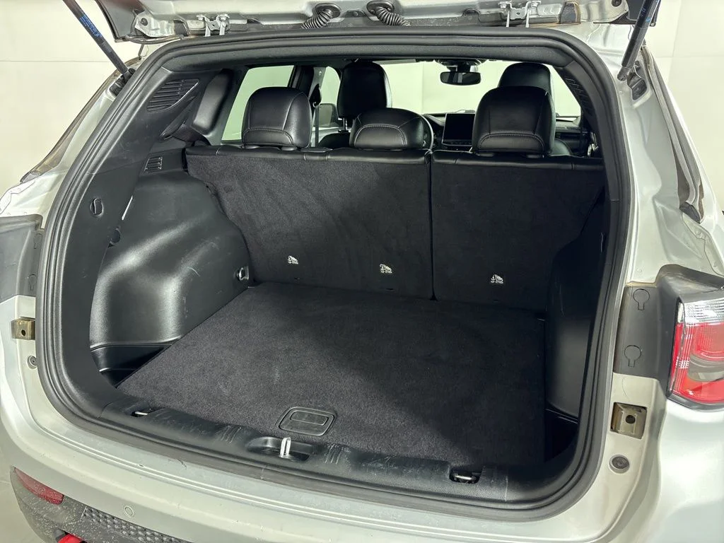 2025 Jeep Compass Trailhawk - Photo 19