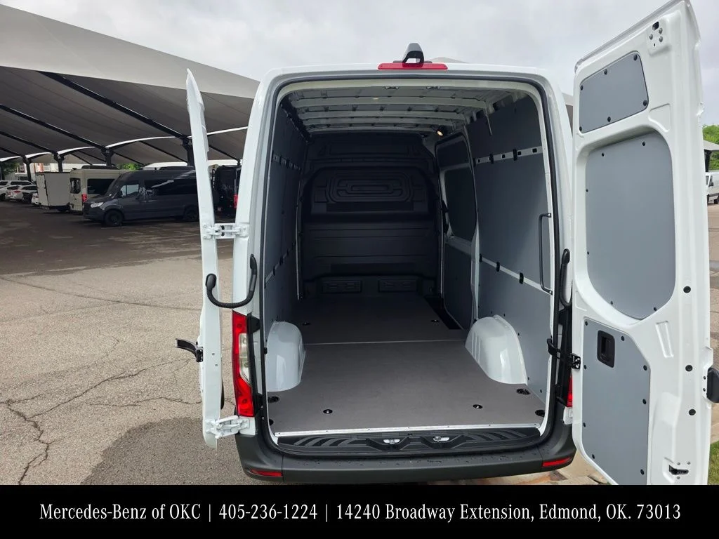 New 2026 White Mercedes-Benz Cargo 144 WB image 5