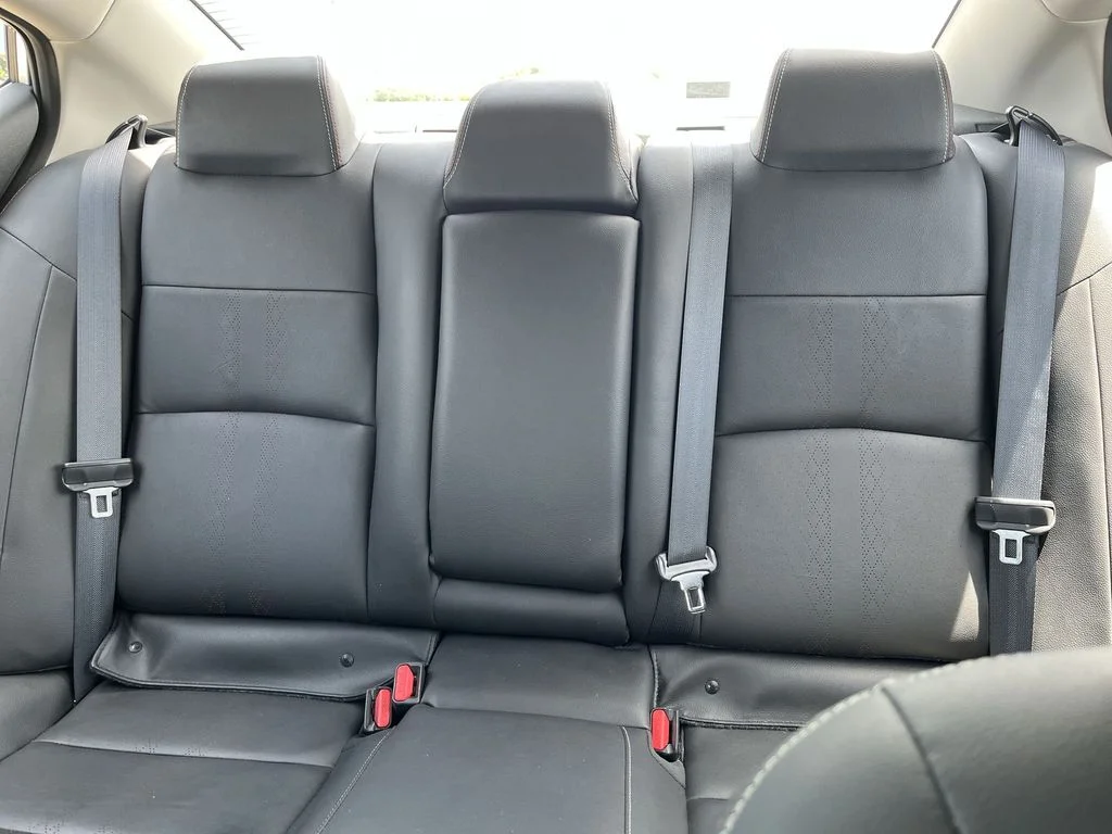 Used 2023 Silver Nissan 2.5 SR image 23