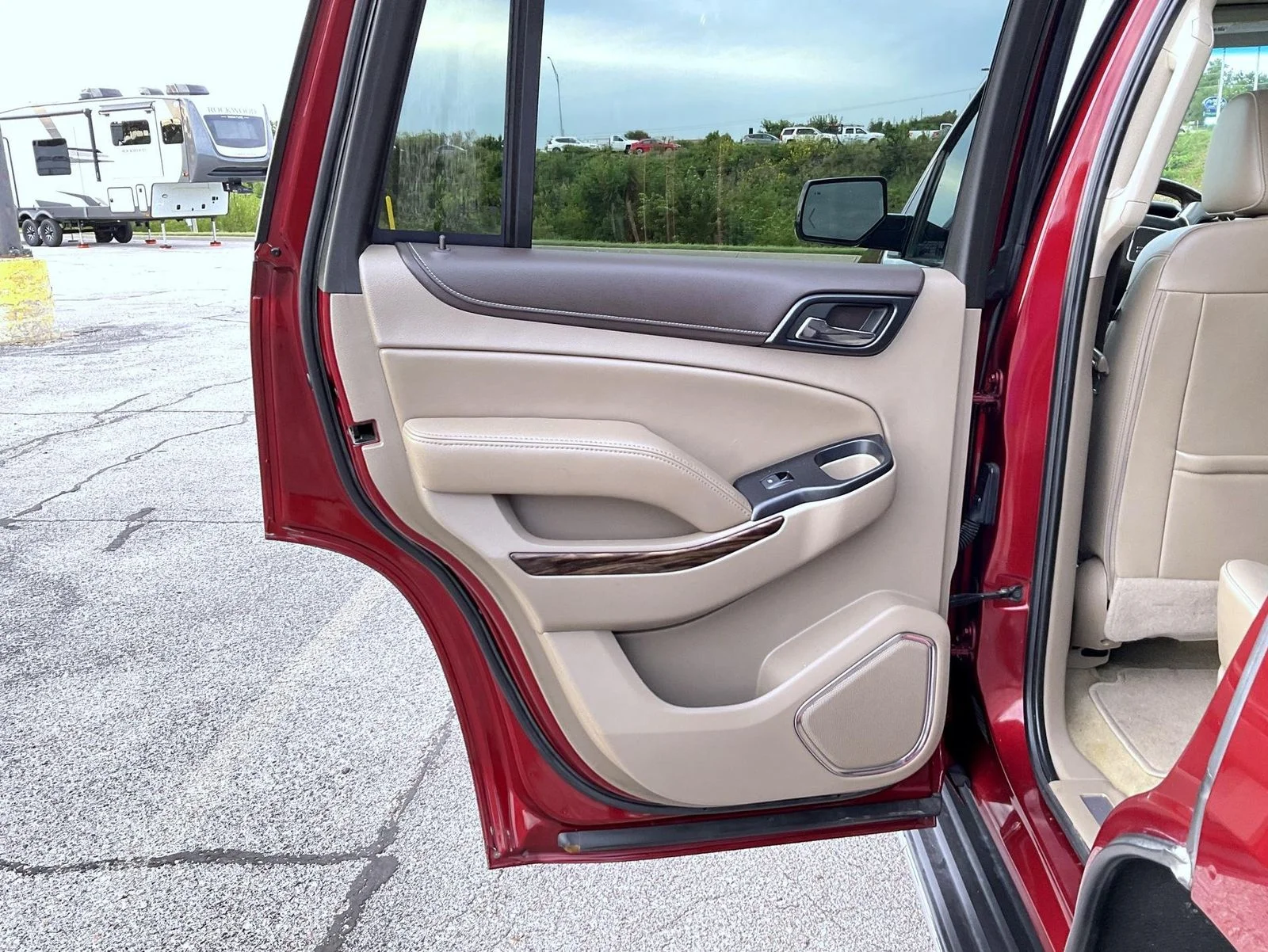 Used 2018 Red GMC SLT image 22