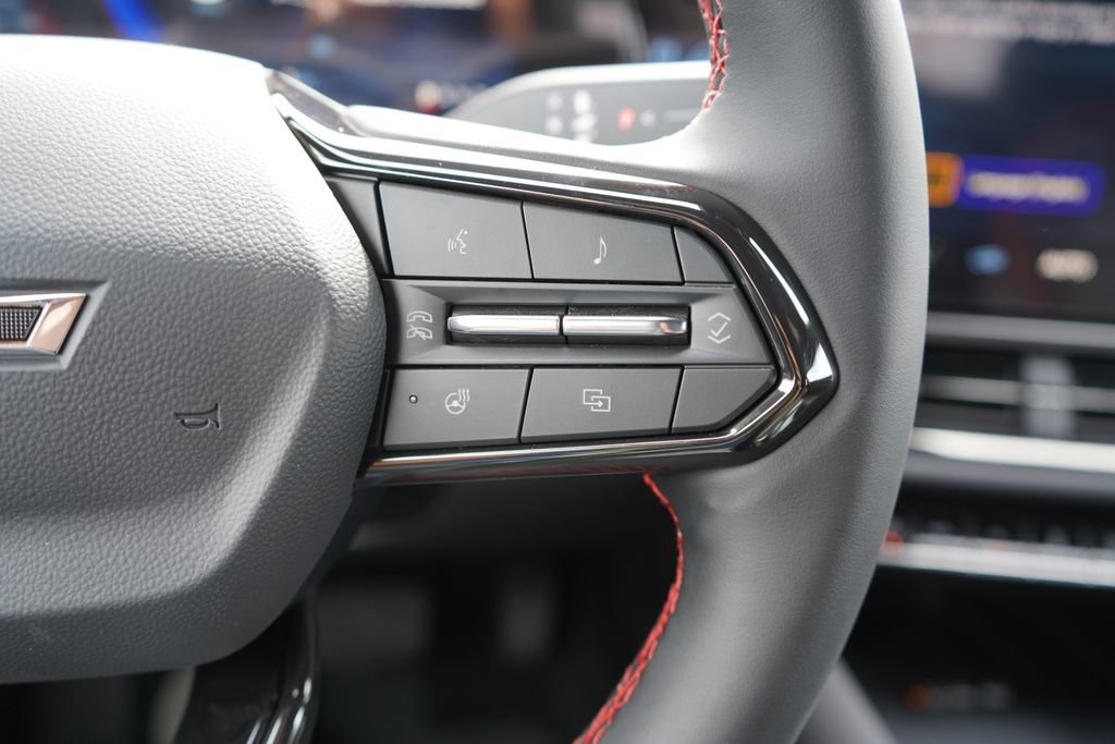 2025 Chevrolet Equinox EV RS - Photo 33