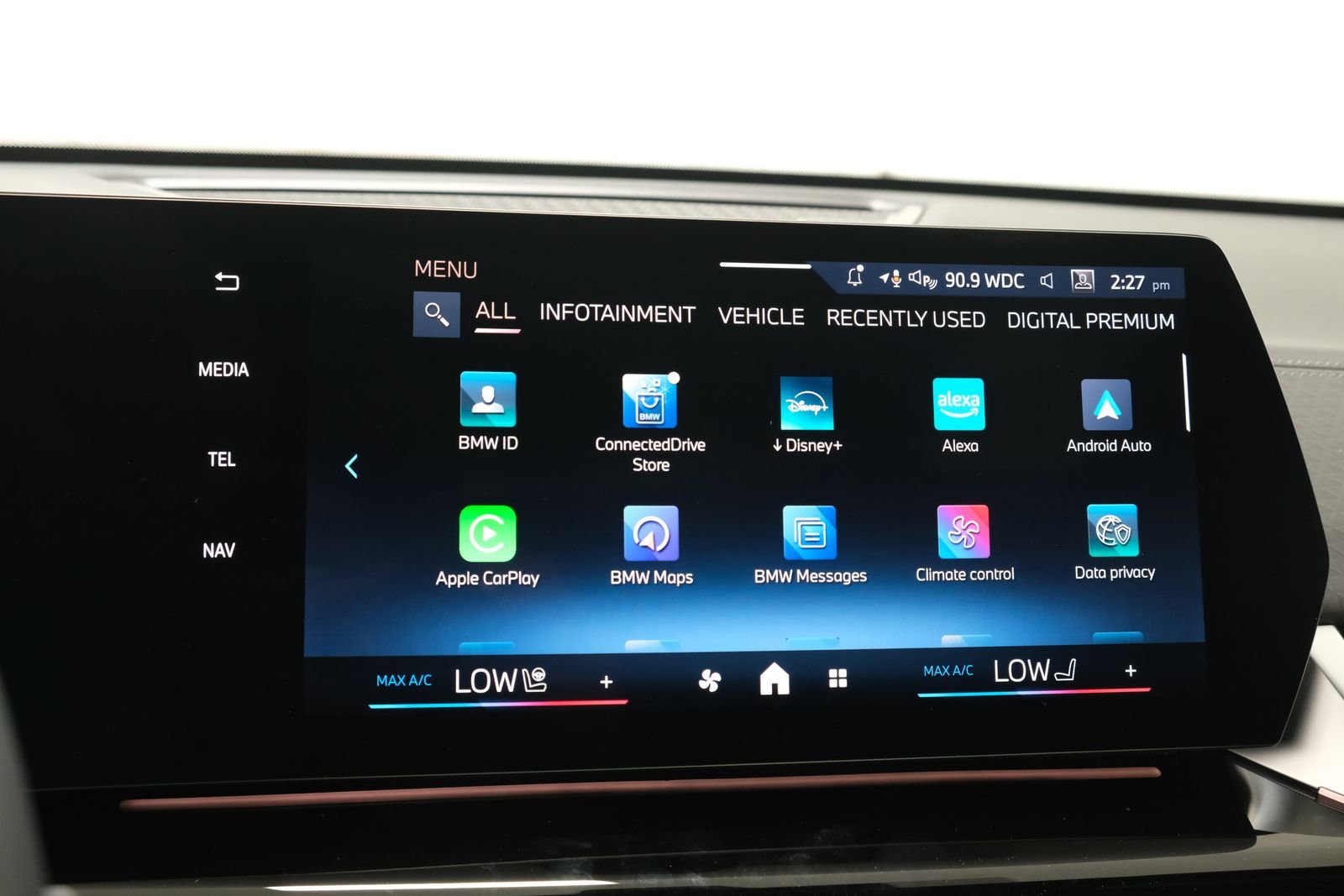 New 2026 Jet Black BMW xDrive28i image 16