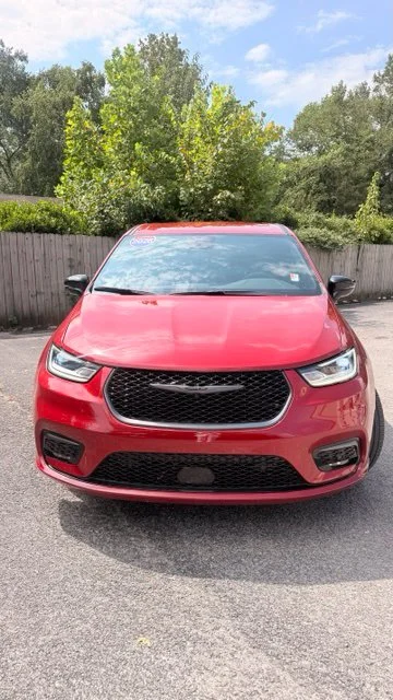 2026 Chrysler Pacifica Select - Photo 24