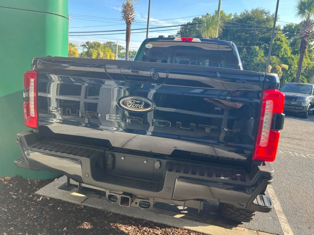 Used 2024 Blue Ford Lariat image 6