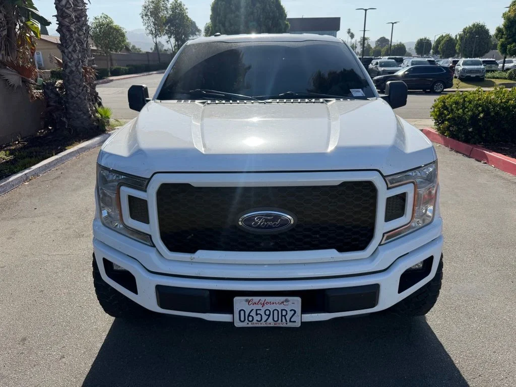 Used 2018 White Ford XL image 2