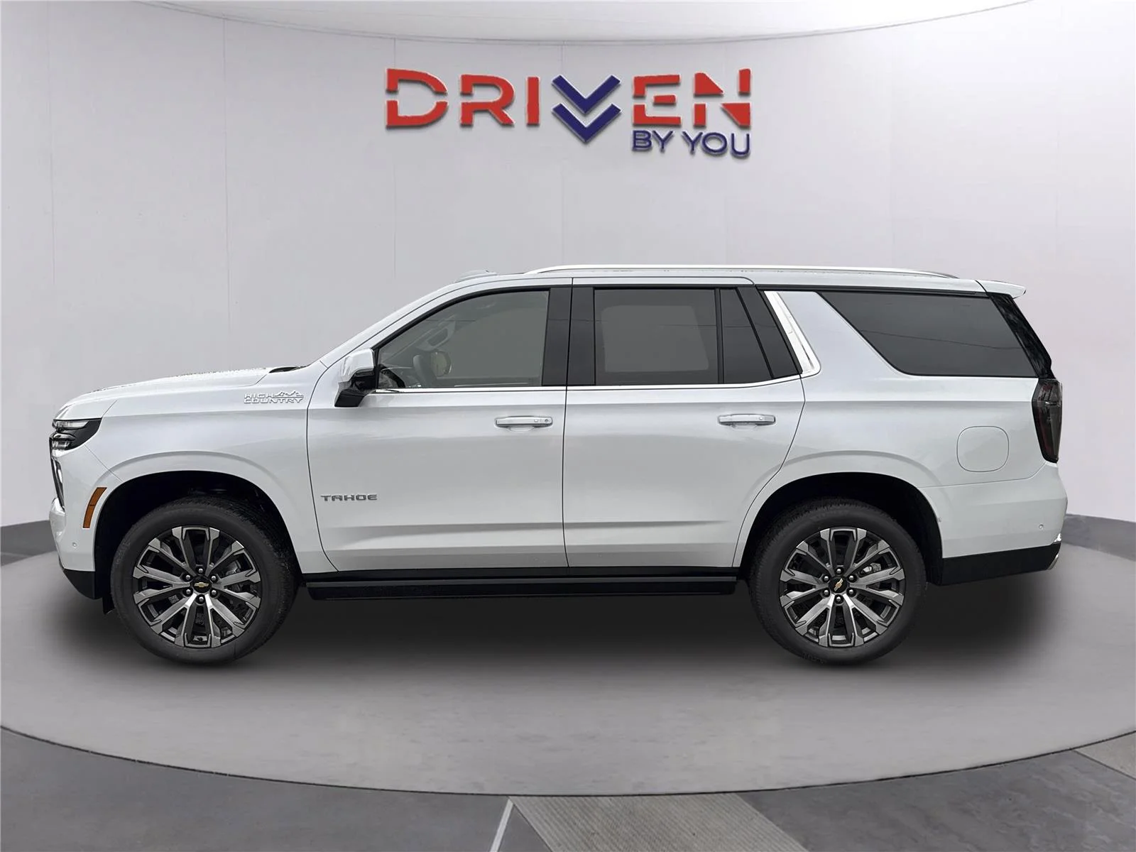New 2026 Polar White Tricoat Chevrolet High Country image 7