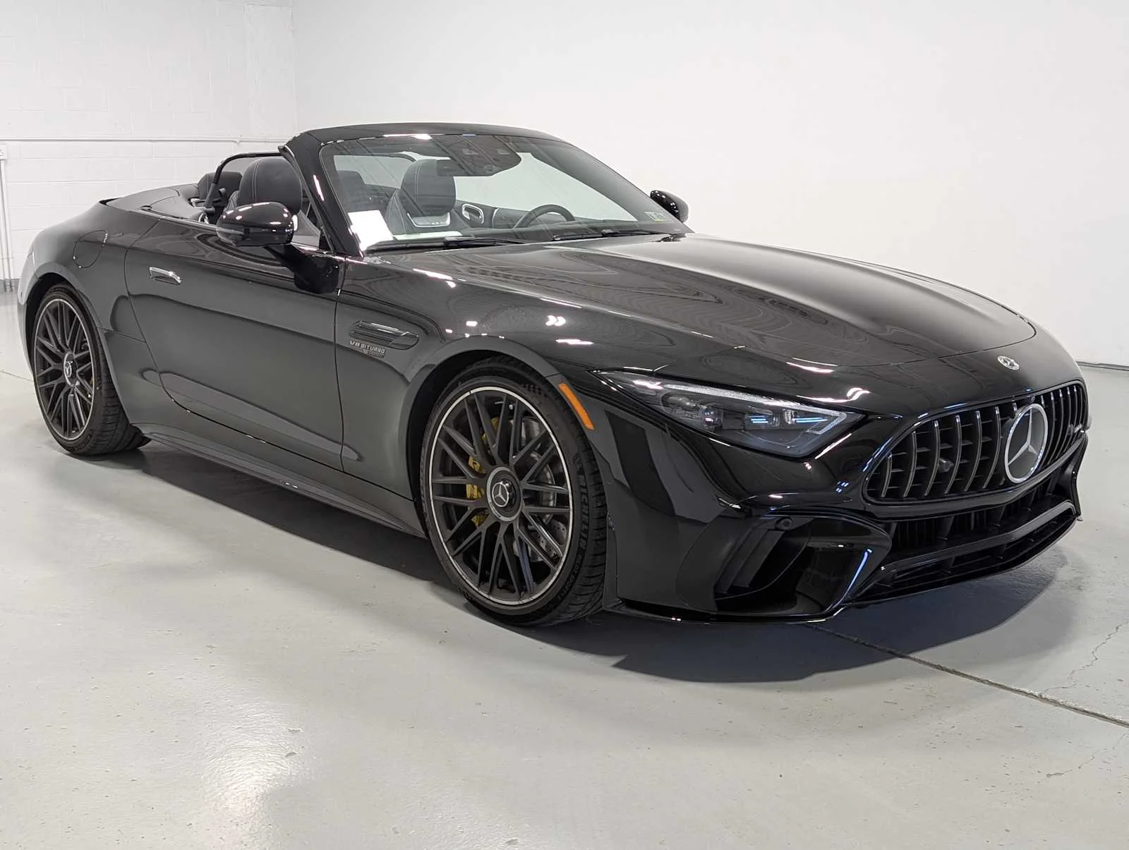Used 2022 Obsidian Black Metallic Mercedes-Benz AMG® SL 63 image 7