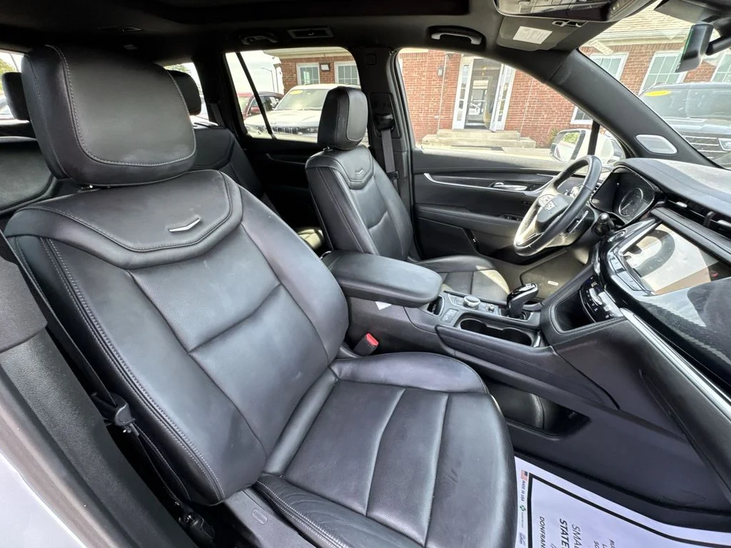 Used 2024 White Cadillac Sport image 28