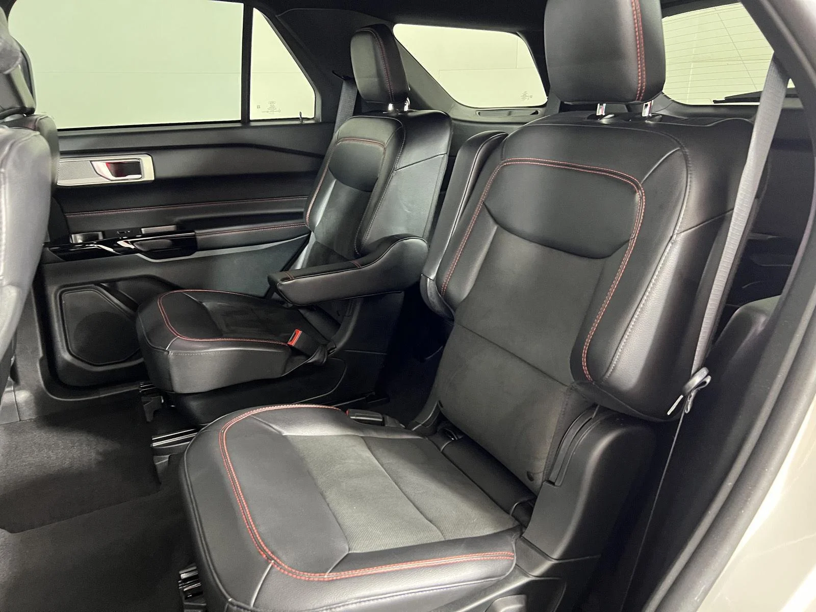 Used 2023 Wh Ford ST-Line image 5