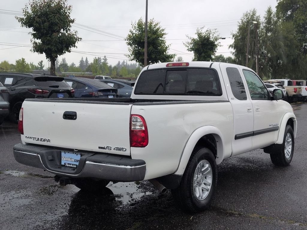 Used 2006 Natural White Toyota SR5 image 5