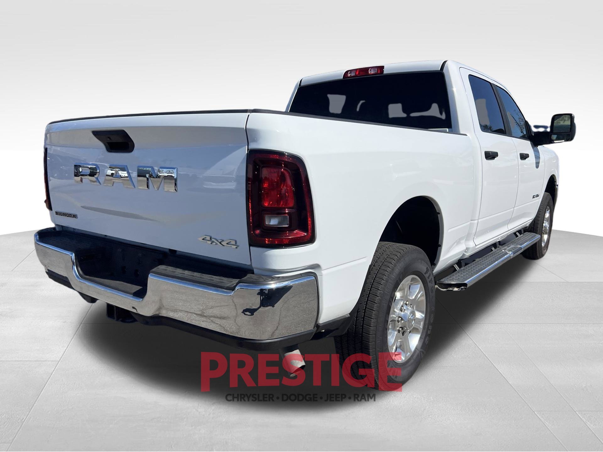 Used 2026 White Ram Big Horn image 9