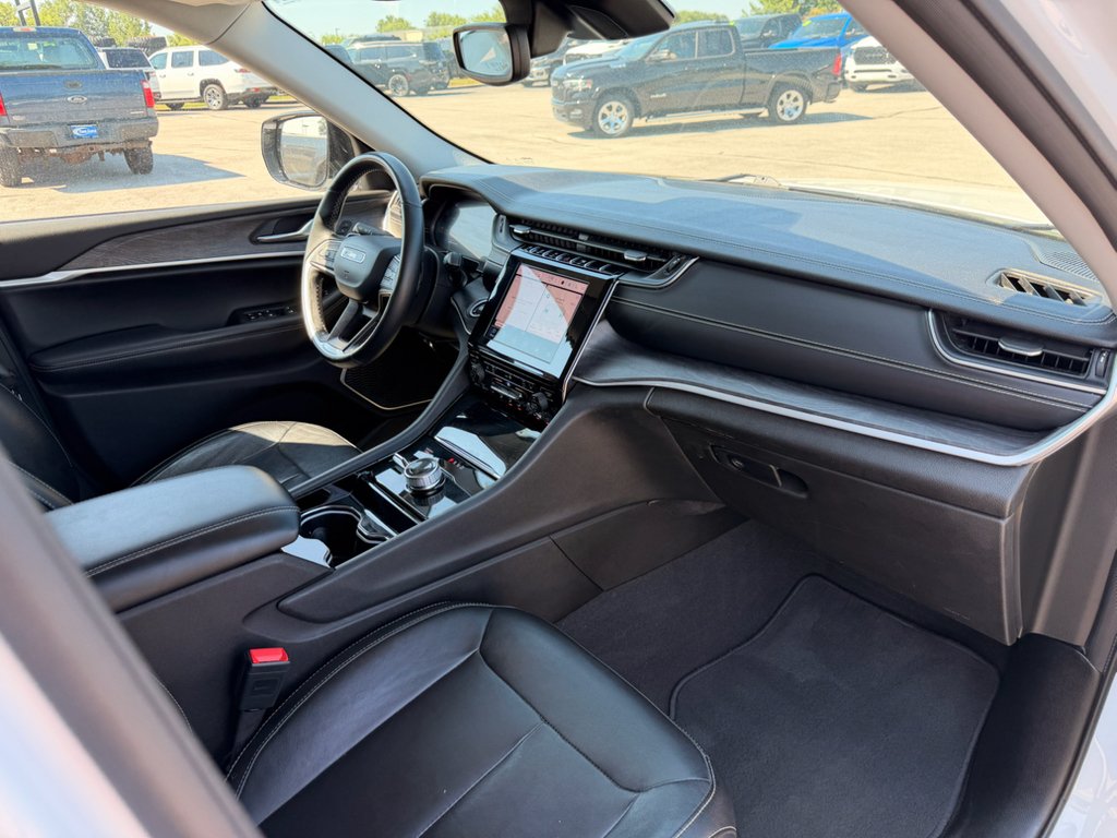 Used 2021 Bright White Clearcoat Jeep Limited image 20