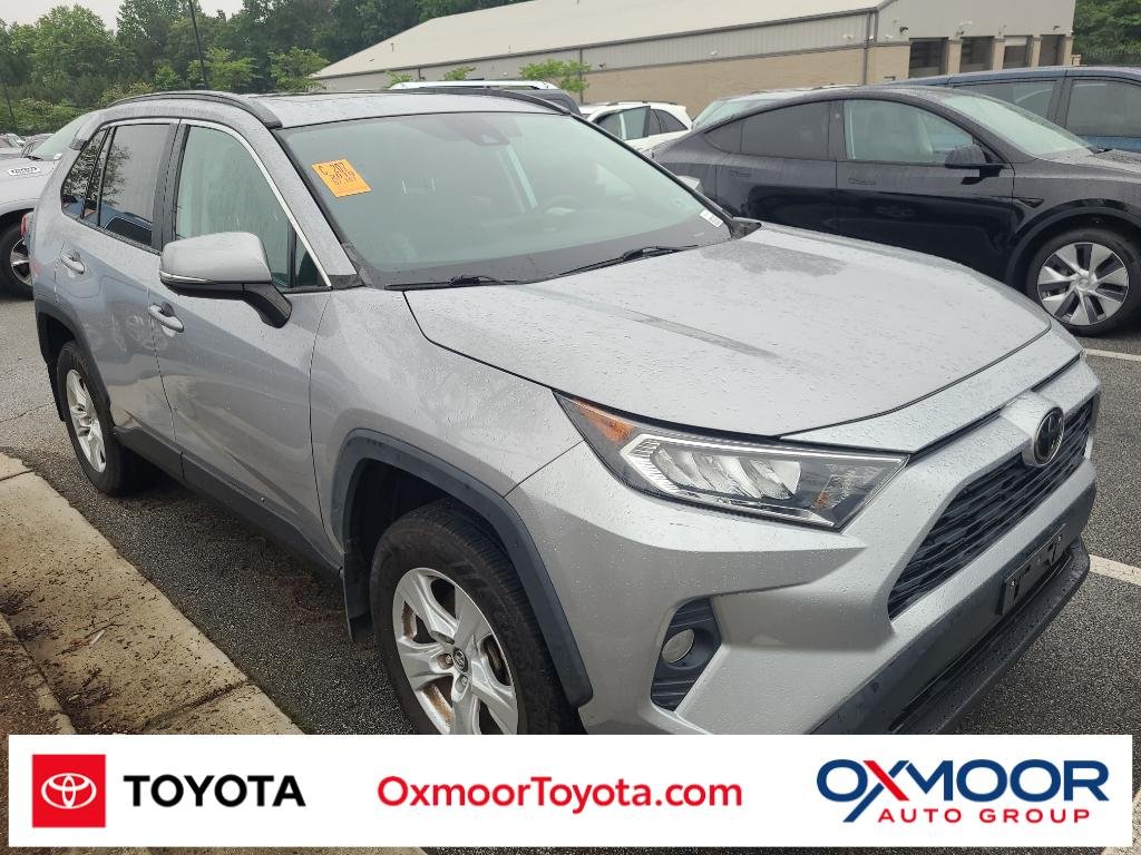 Used 2019 Silver Sky Metallic Toyota XLE image 1