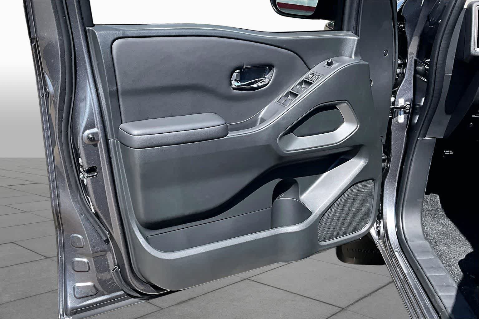 New 2027 Gun Metallic Nissan SV image 16