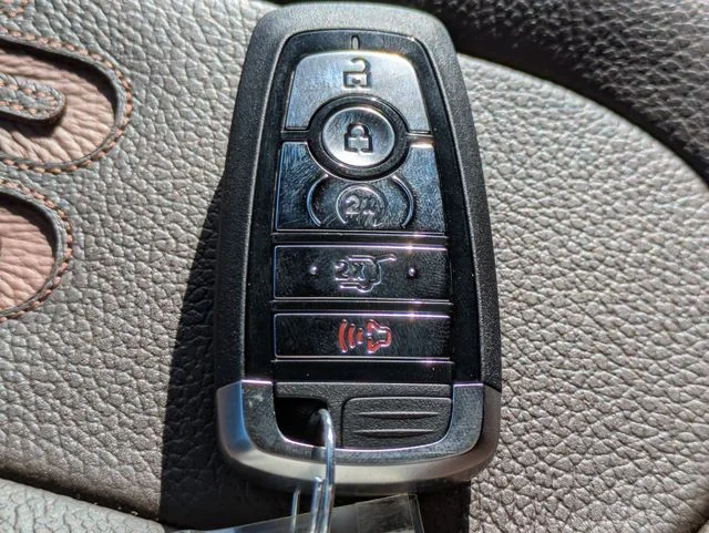 New 2027 Star White Metallic Tri-Coat Ford MAX King Ranch® image 30