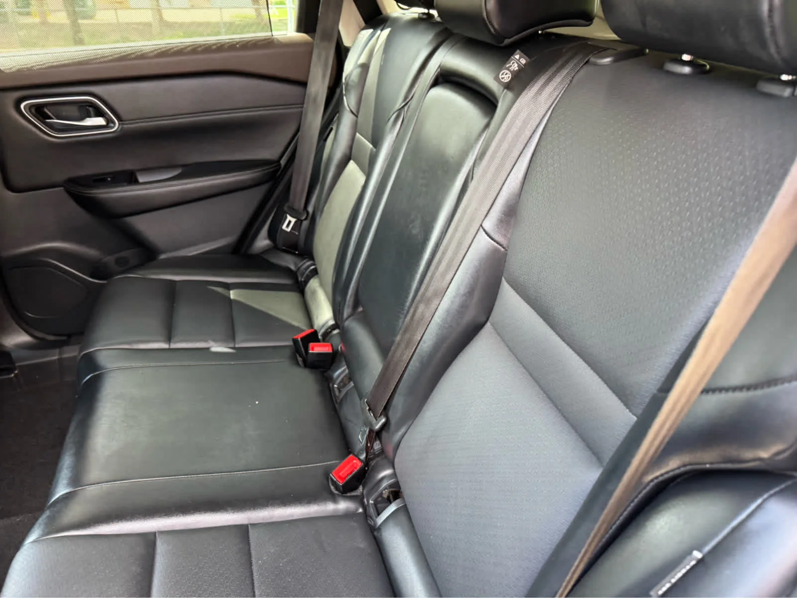 Used 2021 Gun Metallic Nissan SV image 26