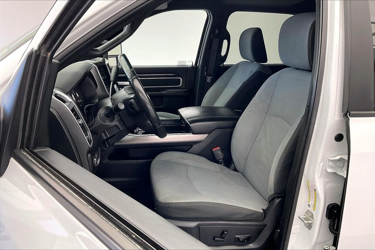 Used 2024 Bright White Clearcoat Ram Big Horn image 17