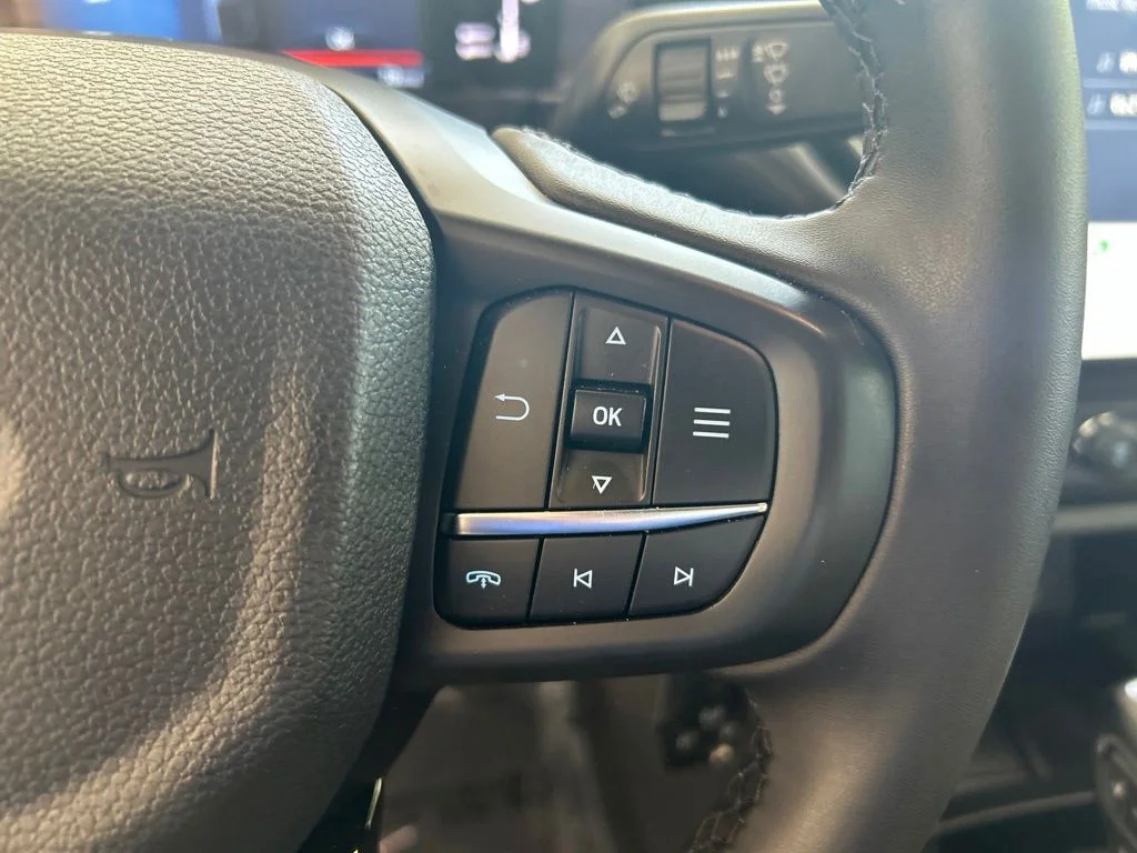 Used 2025 Gray Ford XLT image 39