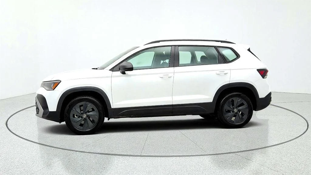 Used 2025 Pure White Volkswagen S FWD image 8