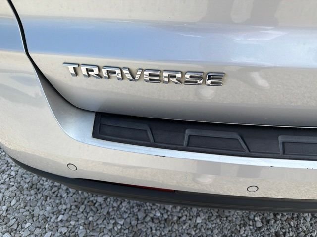 Used 2017 Silver Chevrolet LT image 5