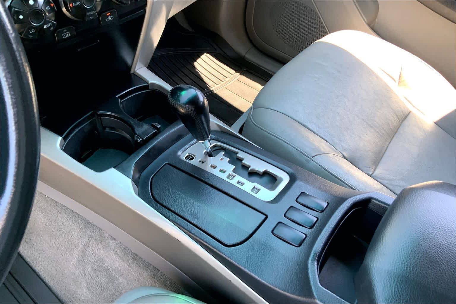 Used 2008 Black Toyota SR5 image 16