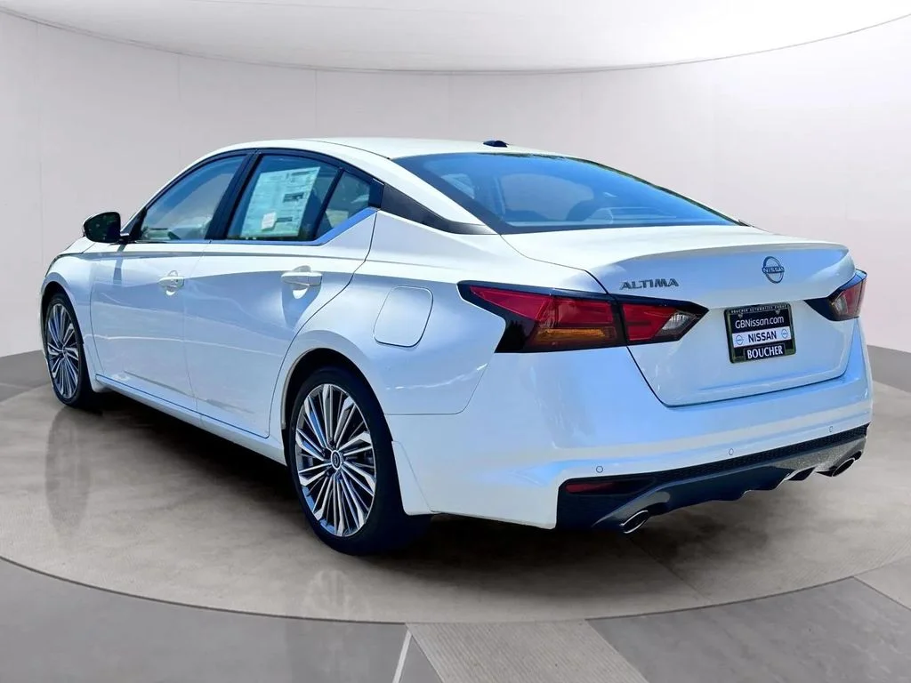 New 2026 Pearl White TriCoat Nissan SV image 5