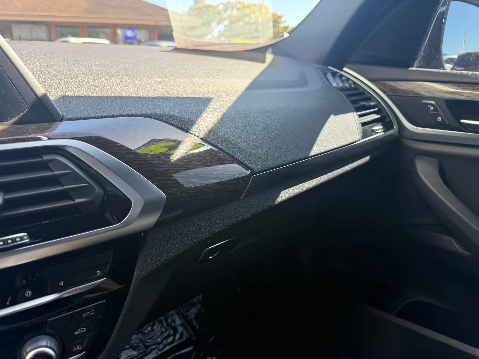 Used 2019 Gray BMW sDrive30i image 23