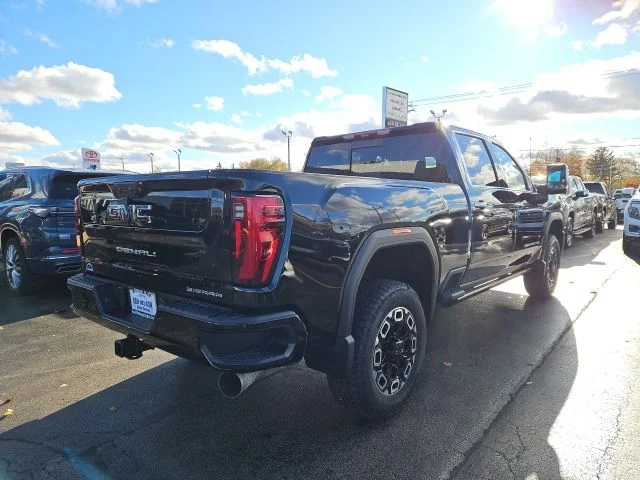 2026 GMC Sierra 3500HD Denali Ultimate - Photo 13
