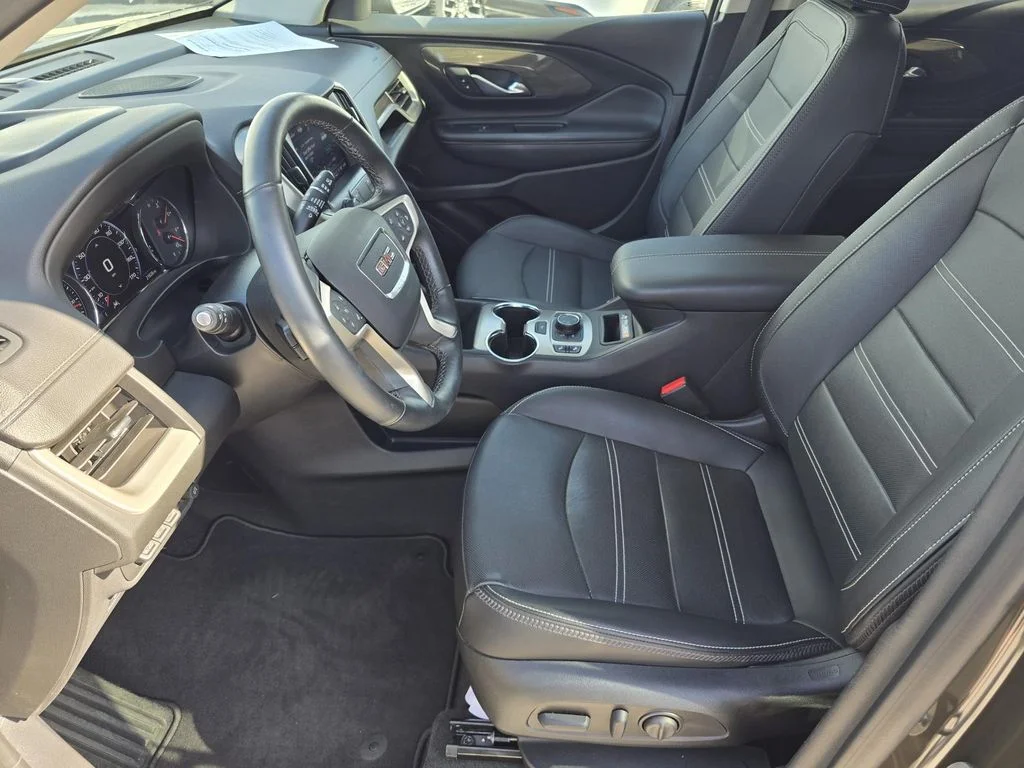 Used 2023 Deep Bronze Metallic GMC Denali image 9