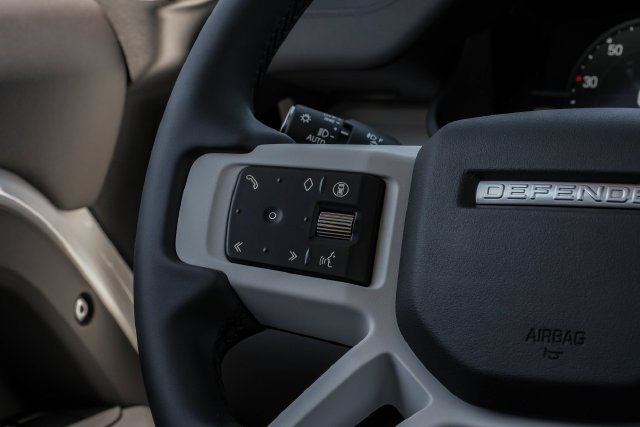New 2026 White Land Rover S image 24