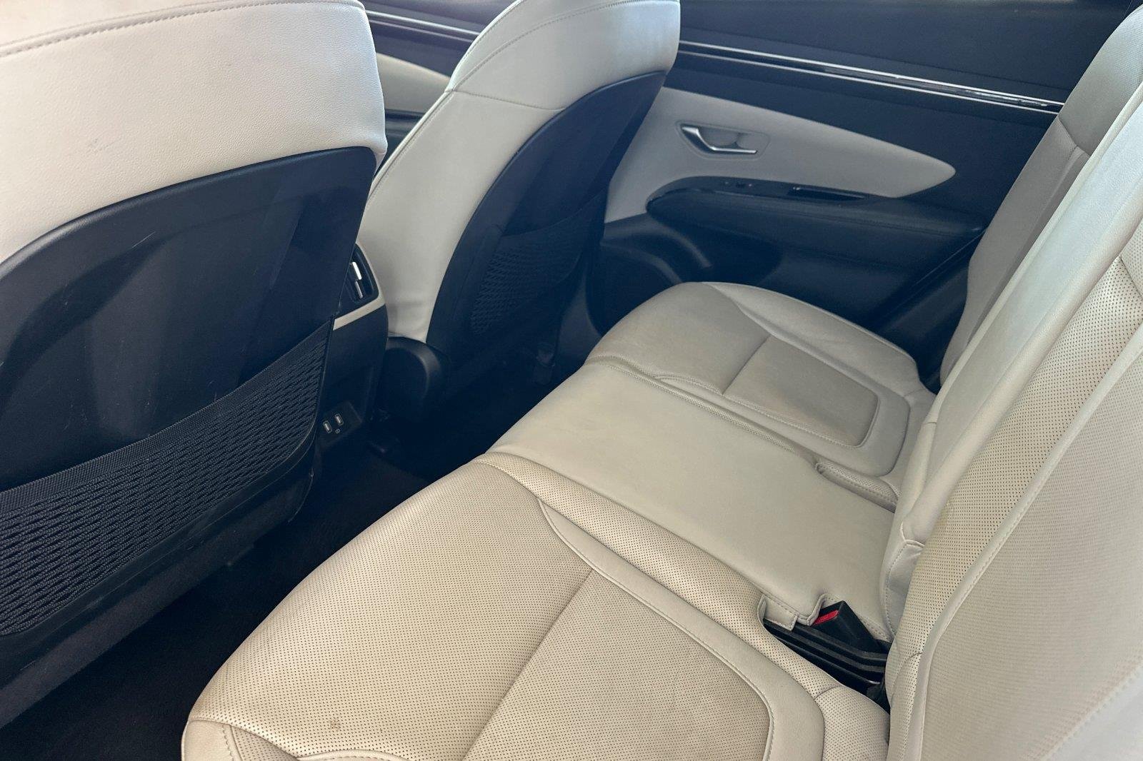 Certified Used 2024 Shimmering Silver Hyundai Limited image 11