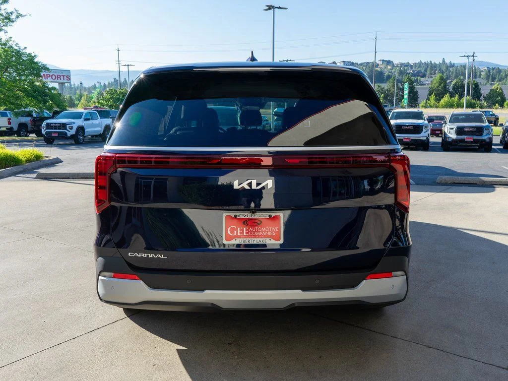 2026 Kia Carnival LXS - Photo 6
