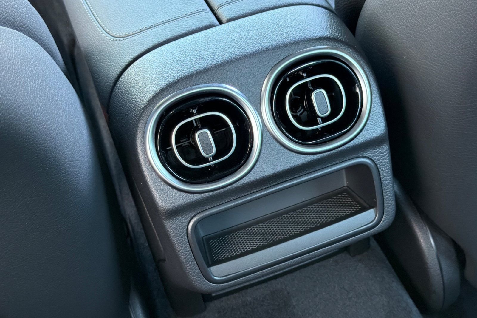 New 2026 MANUFAKTUR Alpine Grey Mercedes-Benz C 43 AMG® image 24
