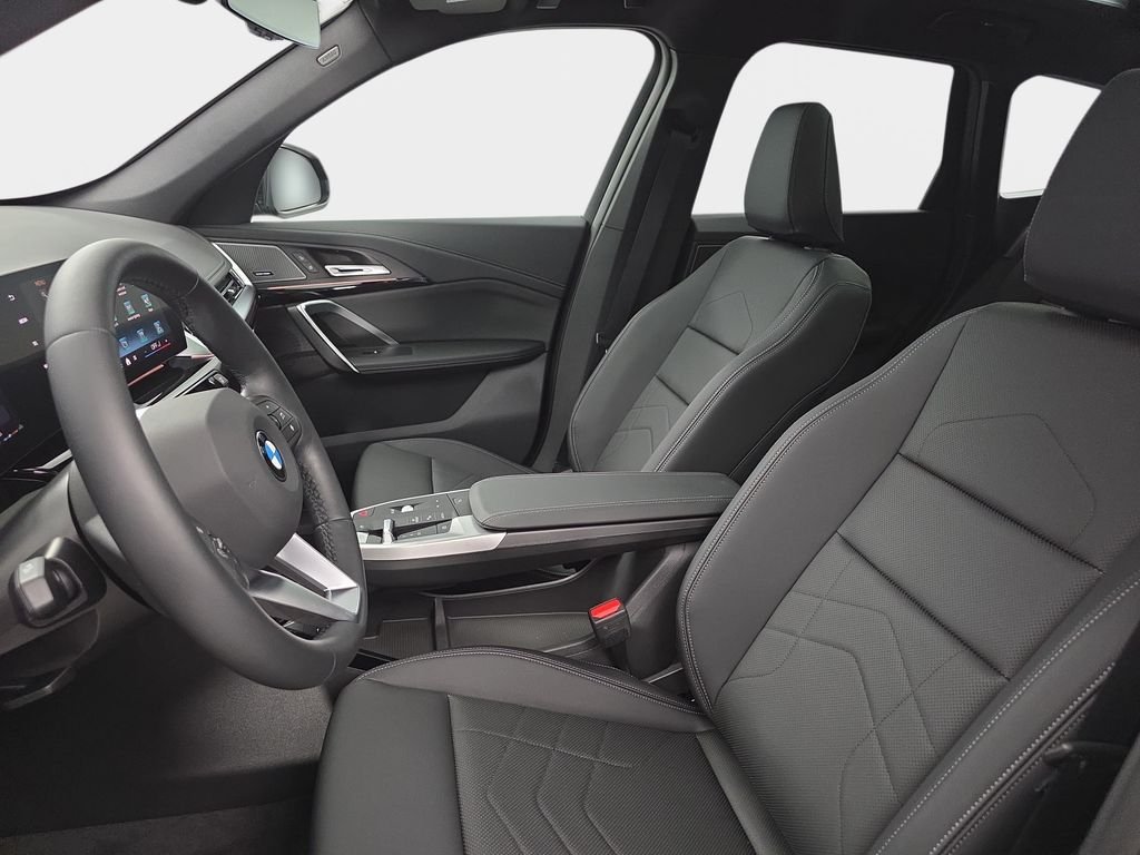 New 2026 Black Sapphire Metallic BMW xDrive28i image 15