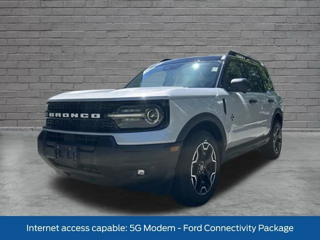 New 2026 Space White Metallic Ford Outer Banks® image 5