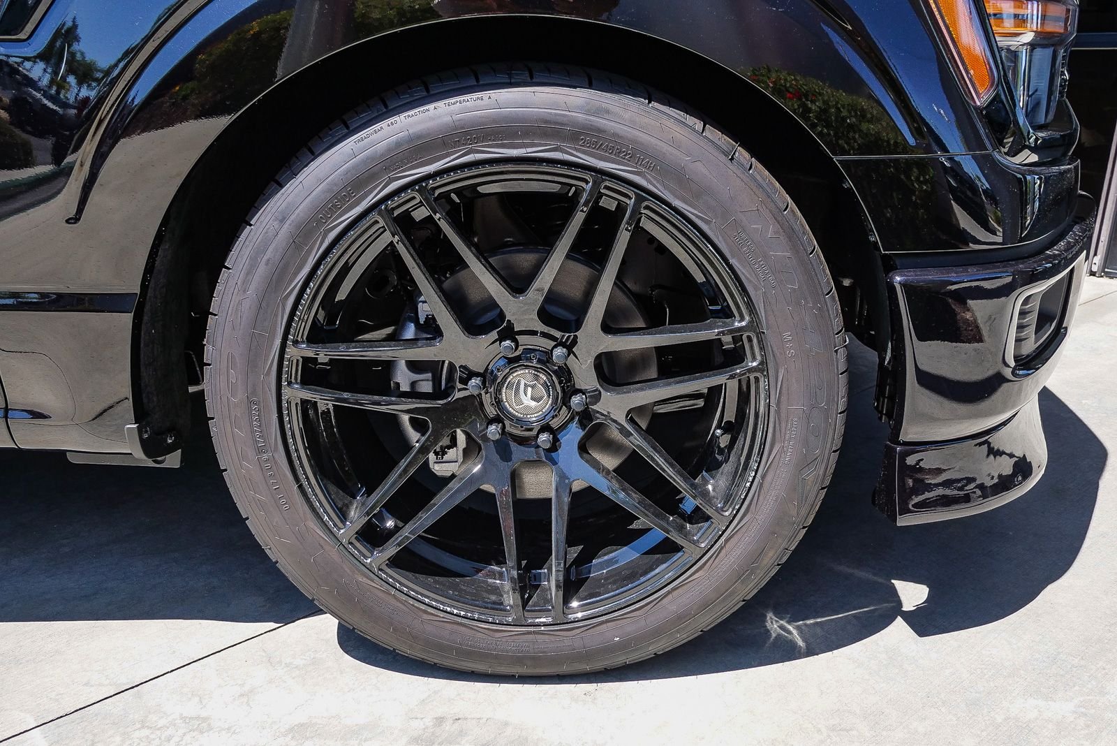New 2026 Agate Black Metallic Ford XL image 8