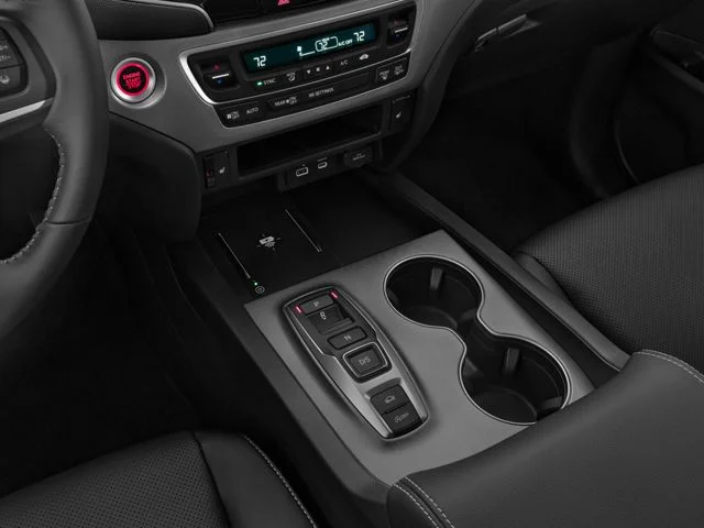 Used 2025 Diffused Sky Pearl Honda TrailSport+ image 9