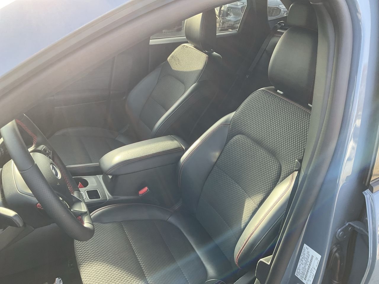 2026 Ford Escape ST-Line - Photo 11