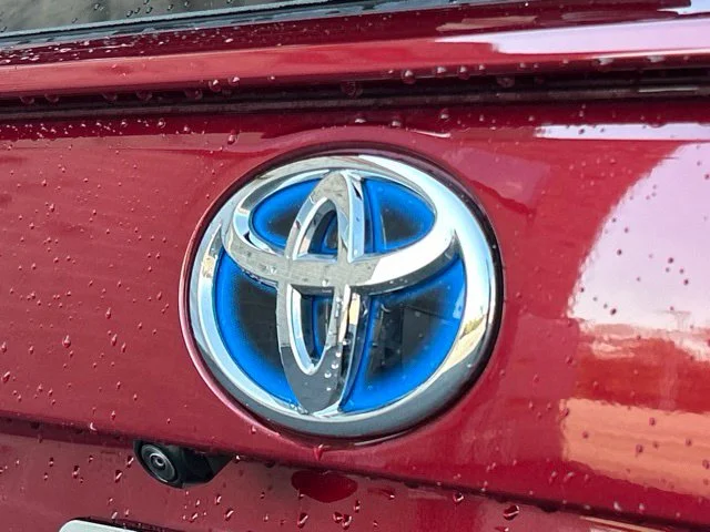 Used 2024 Red Toyota XLE image 12