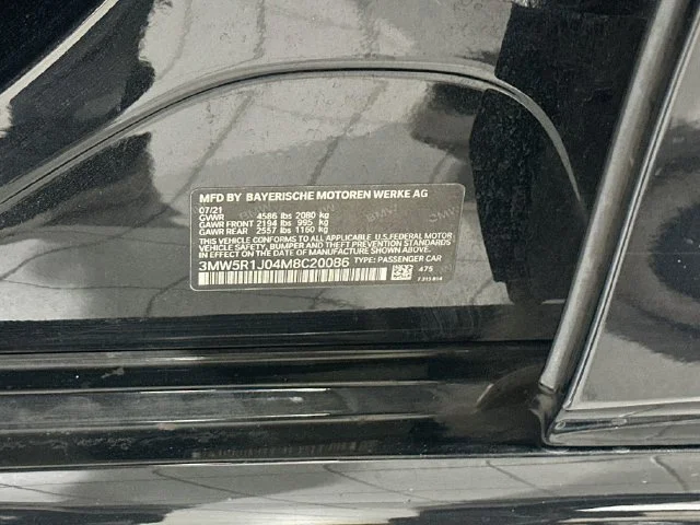 Used 2021 Black BMW 330i image 32