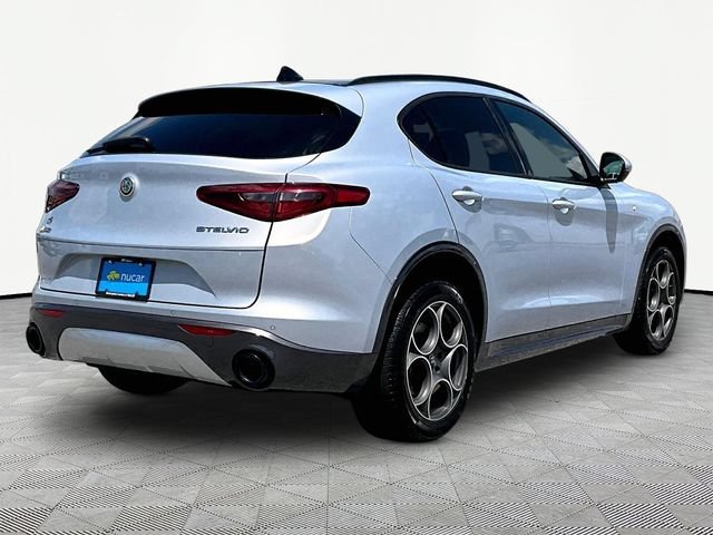 Used 2022 Moonlight Gray Me Alfa Romeo Ti image 6