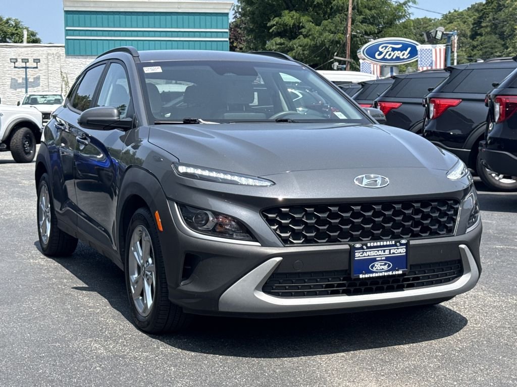 Used 2023 Gray Hyundai SEL image 1