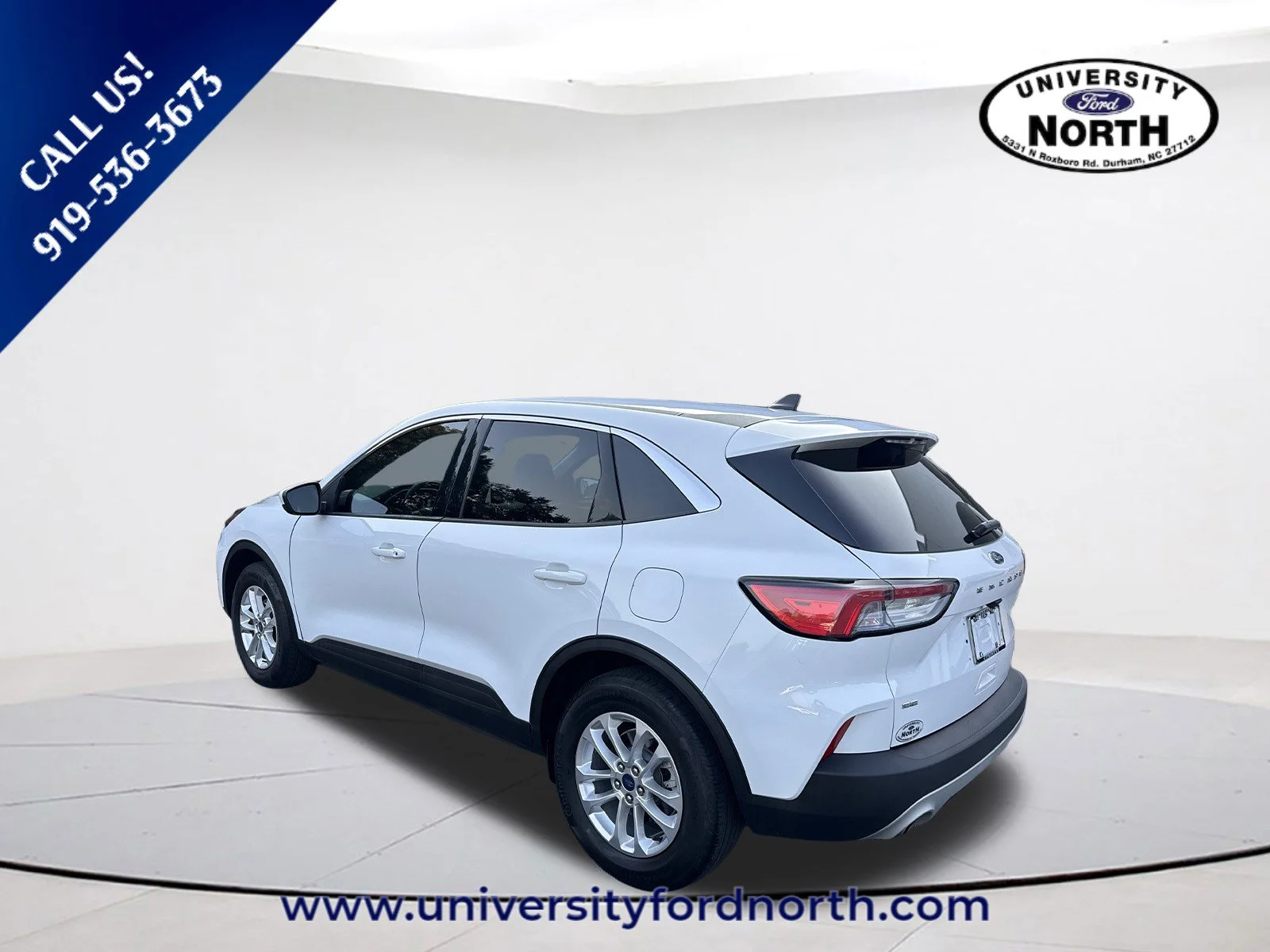 Used 2021 Oxford White Ford SE image 5