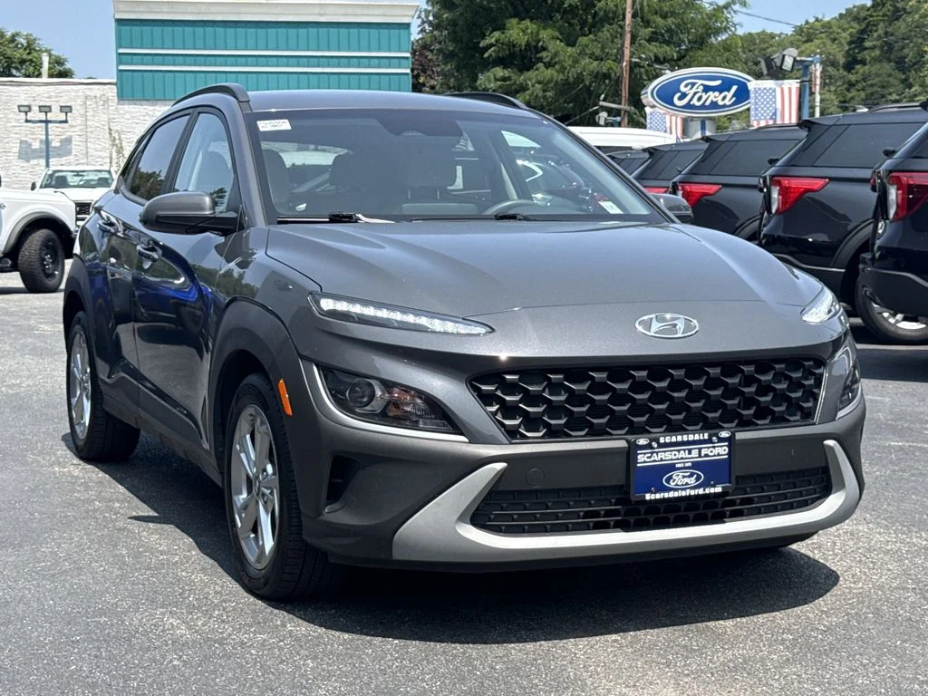 Used 2023 Gray Hyundai SEL image 1