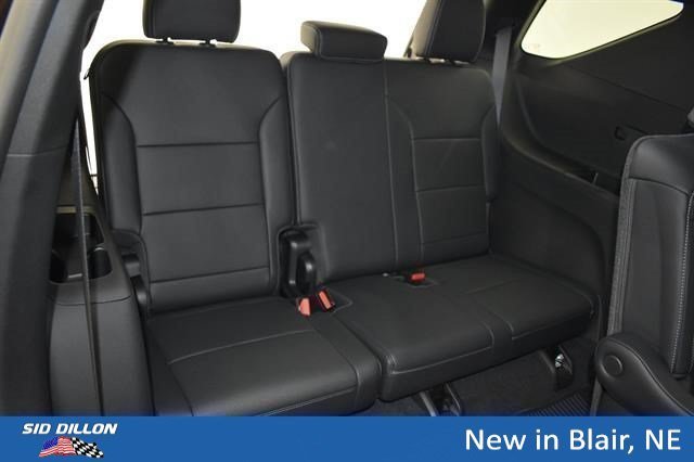 2026 Chevrolet Traverse LT - Photo 13