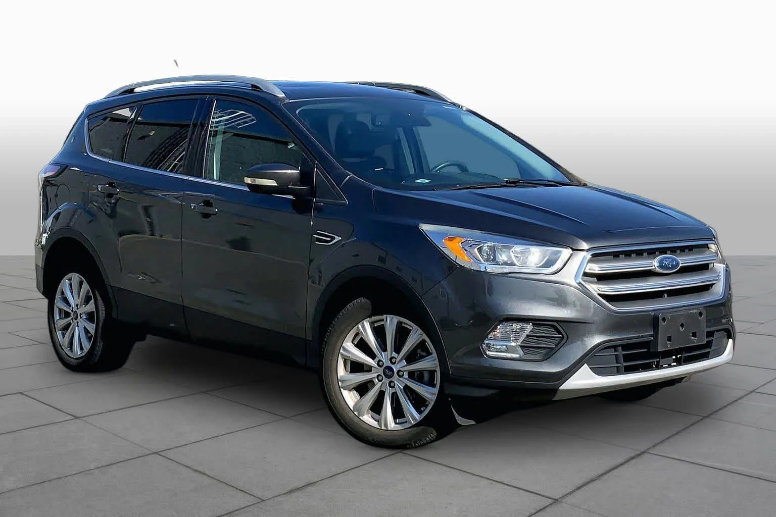 Used 2017 Magnetic Metallic Ford Titanium image 3