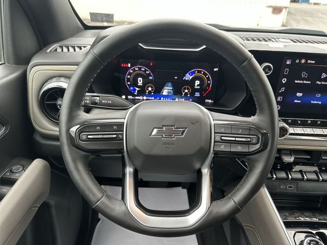 Used 2025 Blue Chevrolet ZR2 image 13
