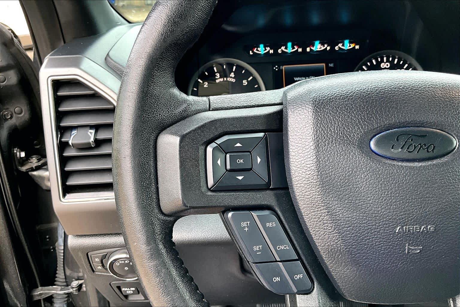 Used 2019 Magnetic Ford XLT image 26